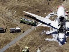 How does a person die in a plane crash, and are passengers told that the plane is crashing?