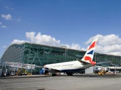 London airports on the map, names The largest international airport in the UK